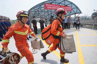 足球报：陈戌源被判无期展示惩治中国足球不正之风的决心和力度